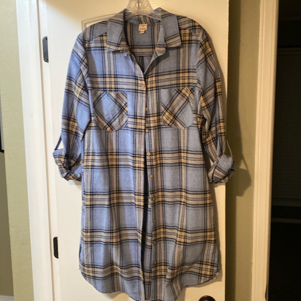 I joah brand  boutique button down dress